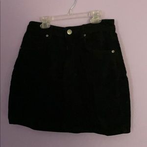 black skirt